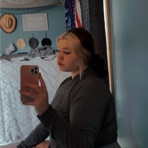 Meet your Posher, Lauryn